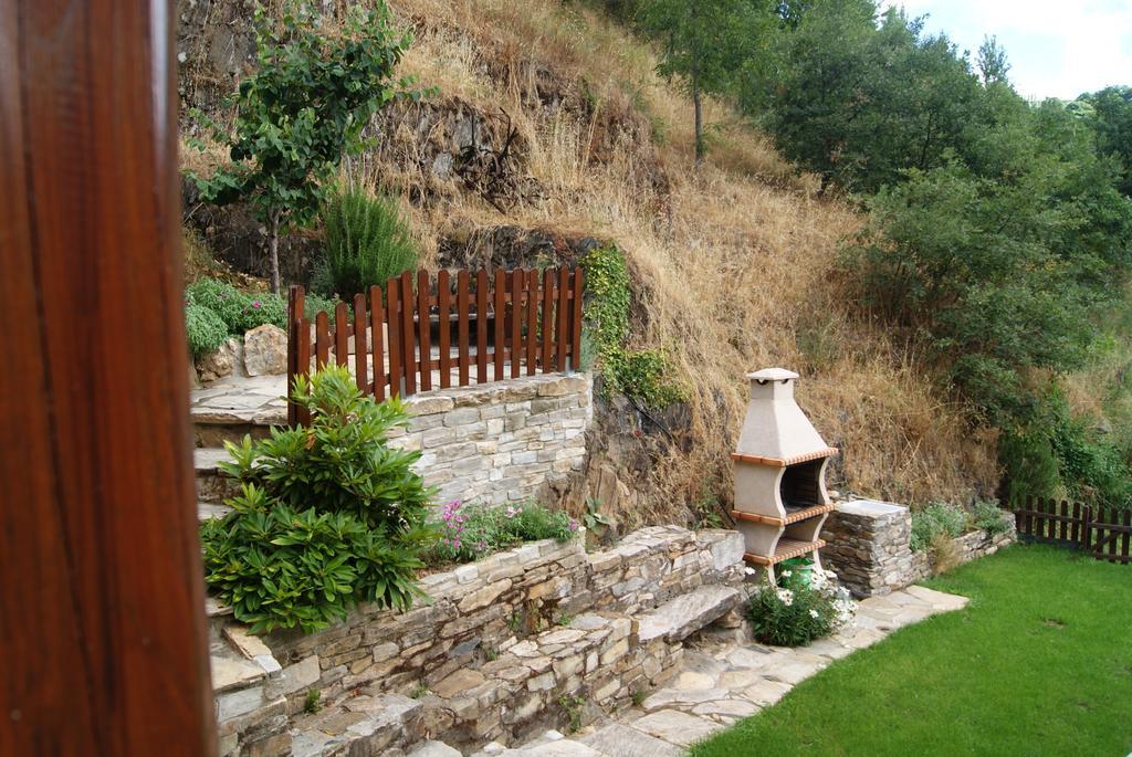 Hostal El Recanto Vega de Valcarce Exterior foto