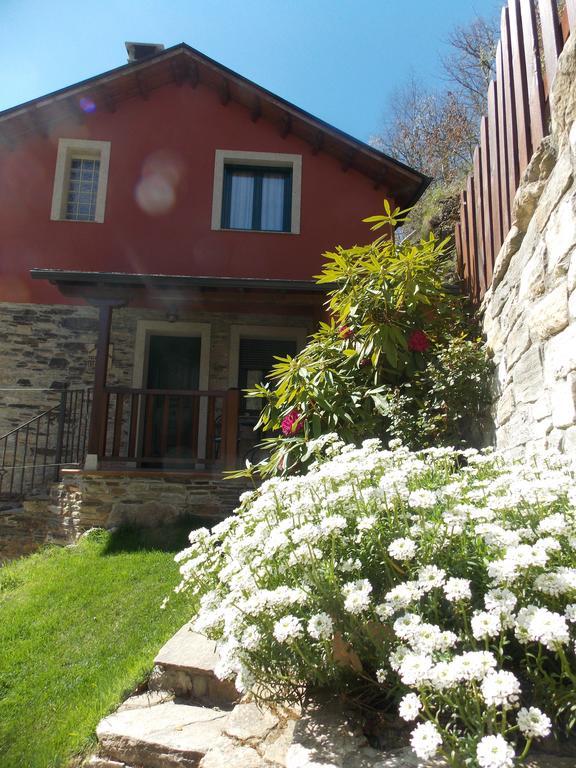 Hostal El Recanto Vega de Valcarce Exterior foto