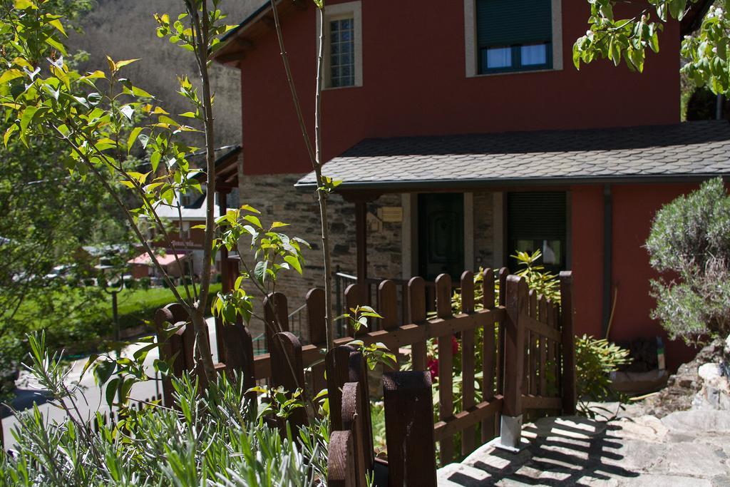 Hostal El Recanto Vega de Valcarce Exterior foto