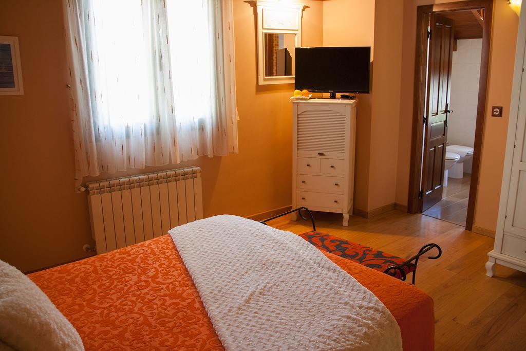 Hostal El Recanto Vega de Valcarce Exterior foto