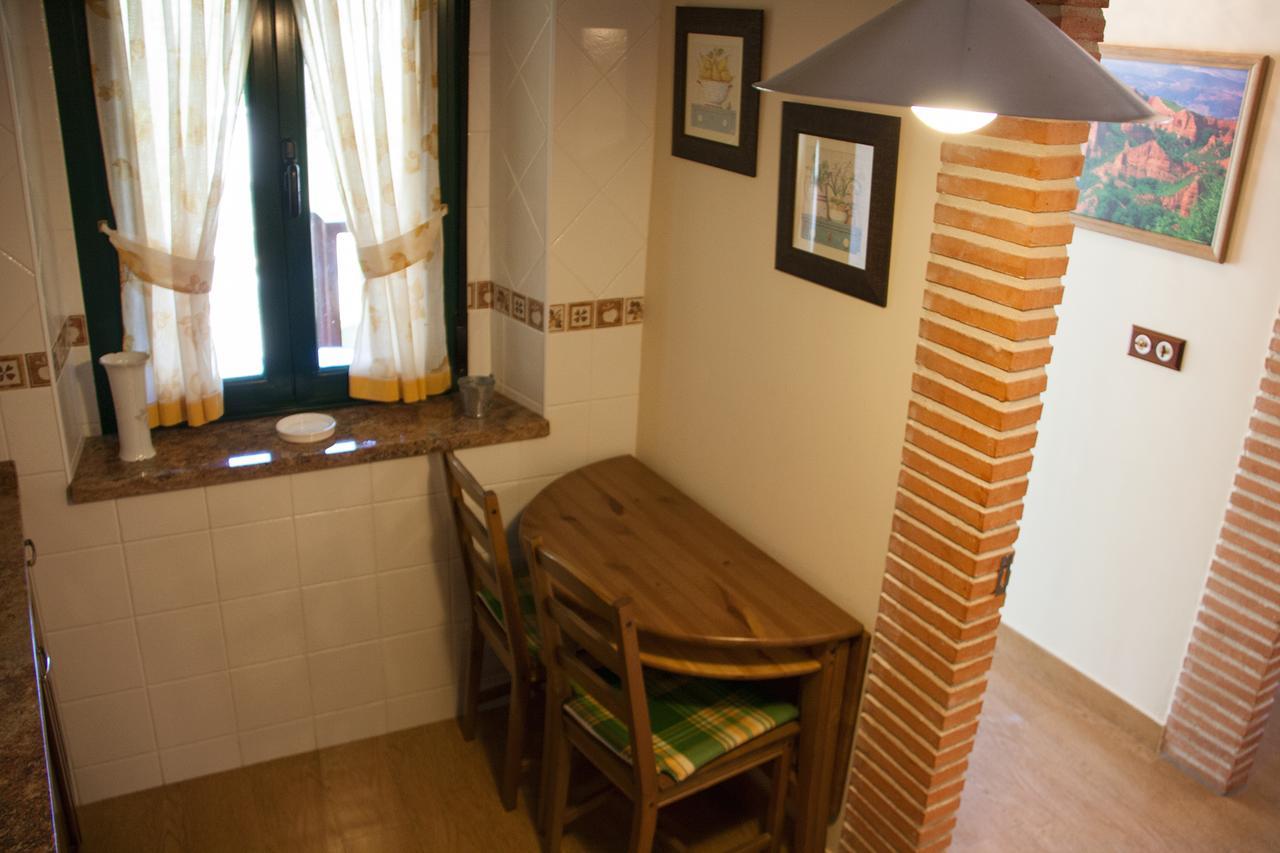 Hostal El Recanto Vega de Valcarce Exterior foto